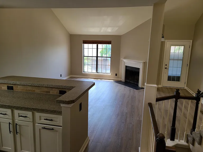 100 Villa View Ct — Photo 19