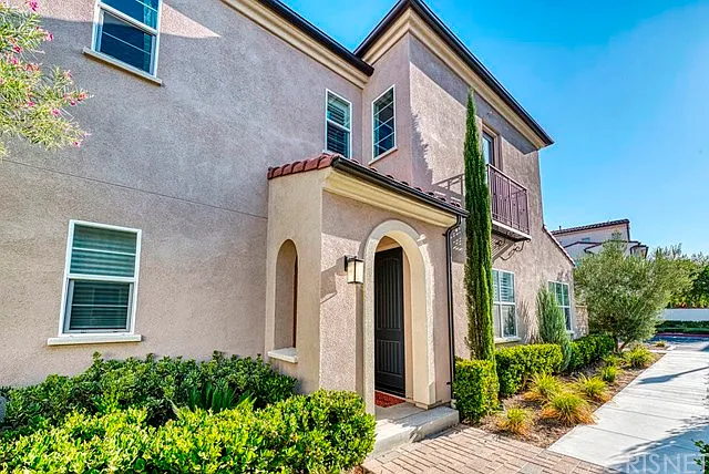 3 bed, 1511 sqft, $3,875 — Photo 4