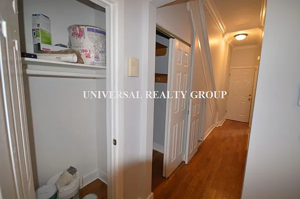 Rented by Universal Realty Group | media 11