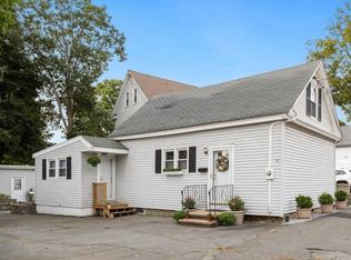91 Marblehead St, North Andover, MA 01845