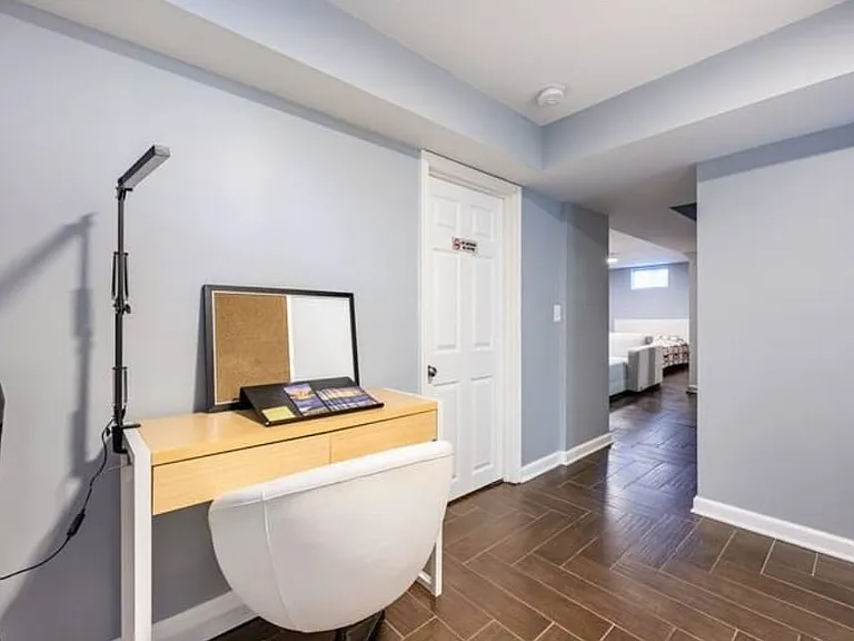 16003 Carroll Ave — Photo 12