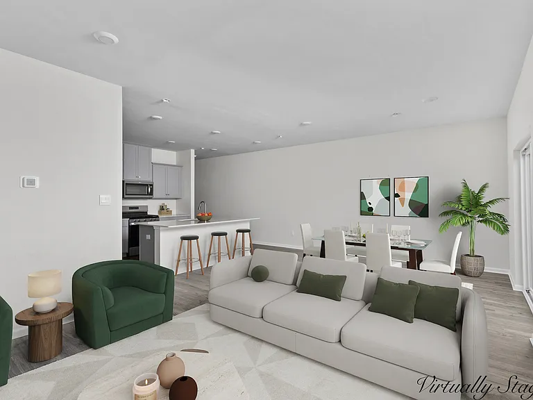 44 Marion Ave — Photo 5