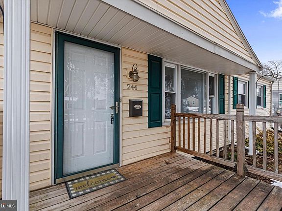 4th image of 244 Cumberland Rd