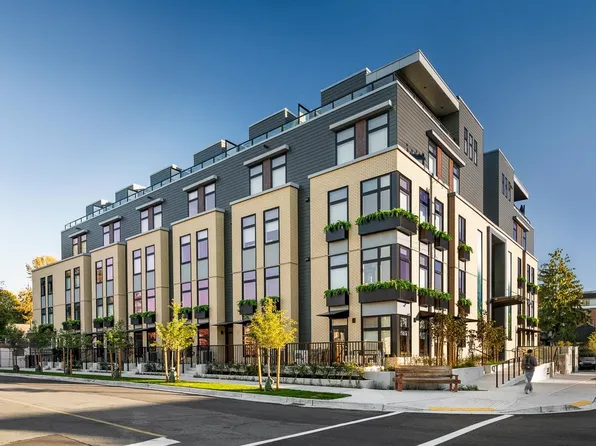 342 Mountain Hwy #311, North Vancouver, BC V7J 2K8