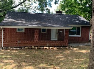 3103 Red Rock Rd, Roanoke, VA 24015