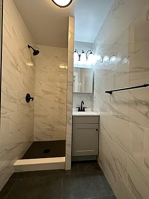 Rented by Peter R. Hungerford, LREB | media 19