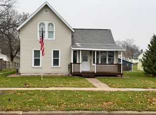 409 Center Ave, Spring Valley, MN 55975