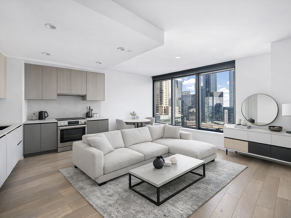 1st image of 3 Court Sq #2404