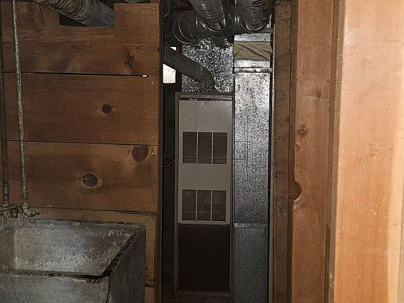 5th image of 3002 Campbell St