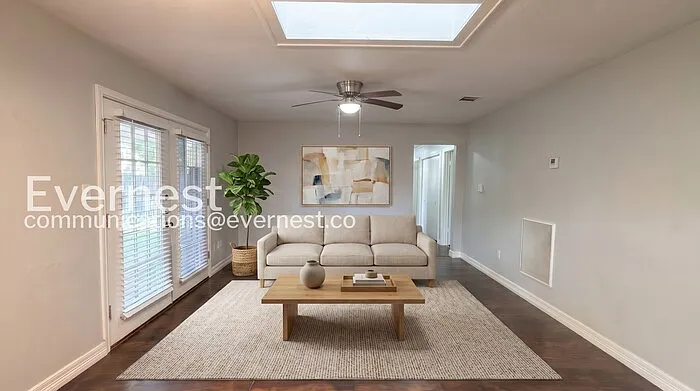 1379 Dell Dale St — Photo 4