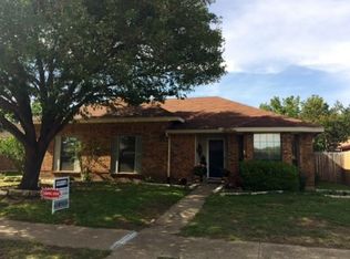 2009 Silver Spring Dr, Mesquite, TX 75181