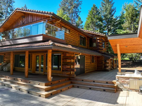 12214 Modoc Rd, White City, OR 97503