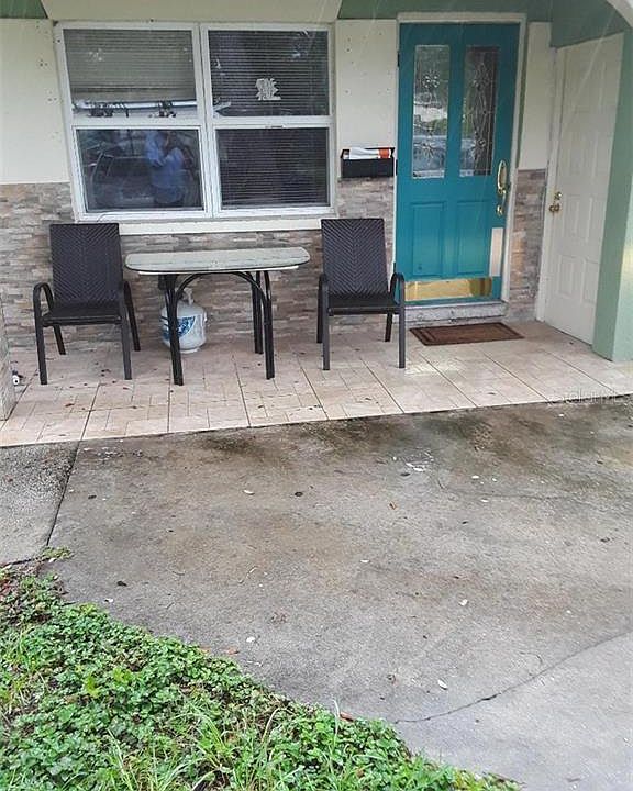 1st image of 704 W Sitka St