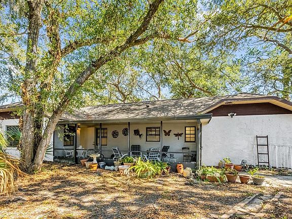 3rd image of 6113 Del Rio Dr