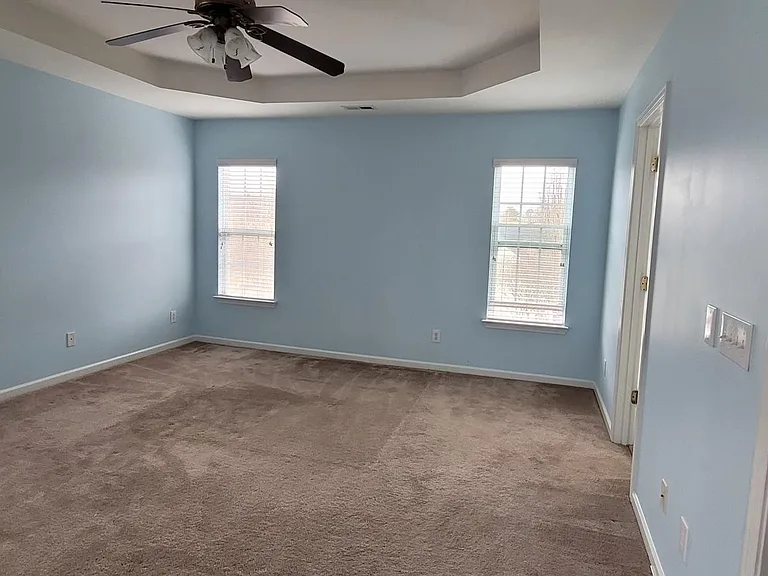 17228 Overstone Ct — Photo 11