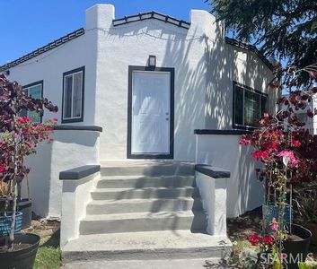 2701 Ritchie St, Oakland, CA, 94605