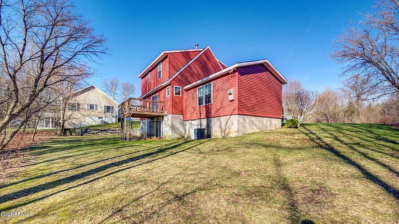 4th image of 16 Breckenridge Drive