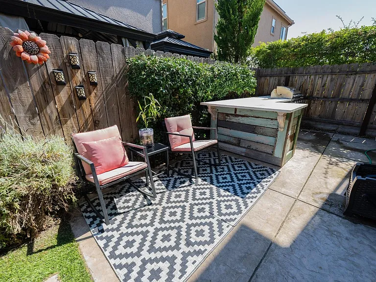 2018 E Corneliuson Dr — Photo 23