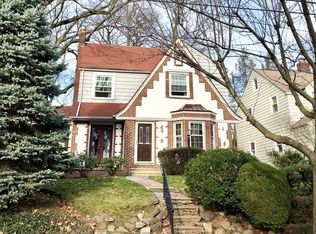 33 Oakridge Rd, West Orange, NJ 07052