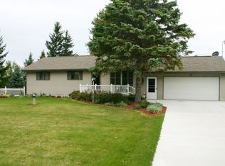 4627 E Letts Rd, Midland, MI 48642