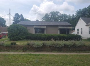 220 Forest Ave, Waterloo, IA 50702