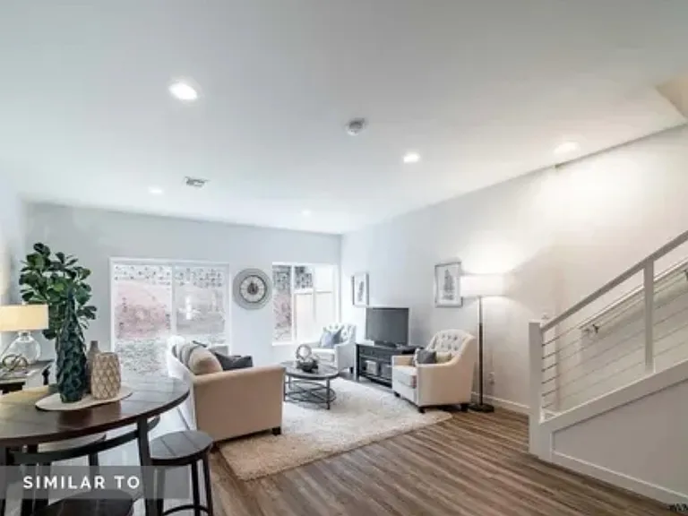 6175 Blue River Dr SE — Photo 8