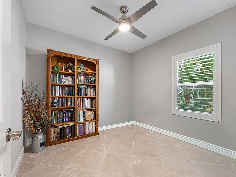 4584 Centaurus Cir — Photo 18
