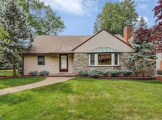 124 Ridgedale Ave, Madison, NJ 07940