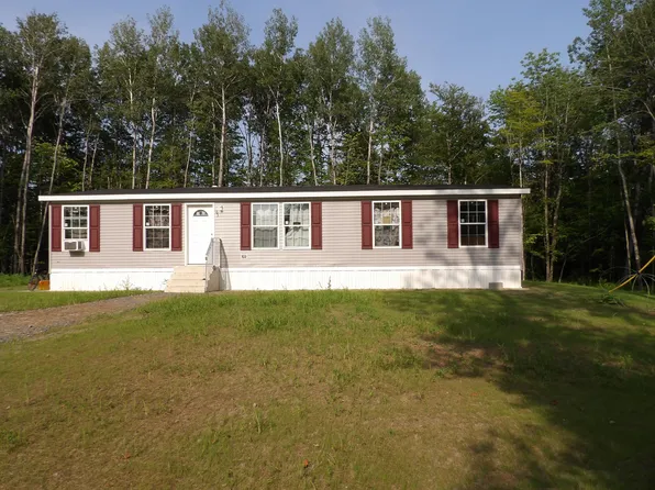 63 S Greenridge Heights, Oakland, ME 04963