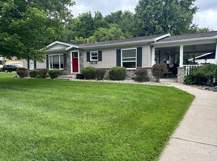 102 Olive St, Saint Louis, MI 48880