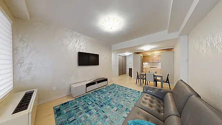 Sold by Diamond Real, Inc.