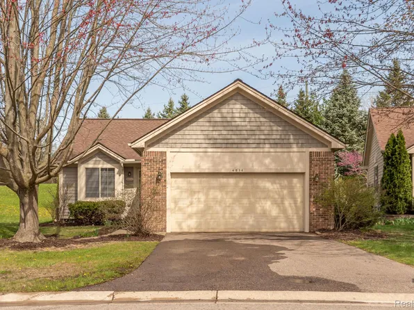 4036 Boulder Pond Dr #15, Ann Arbor, MI 48108