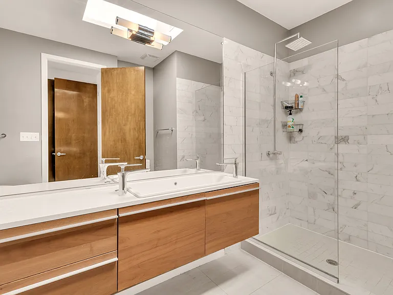 1207 Girard St NW #2 — Photo 28