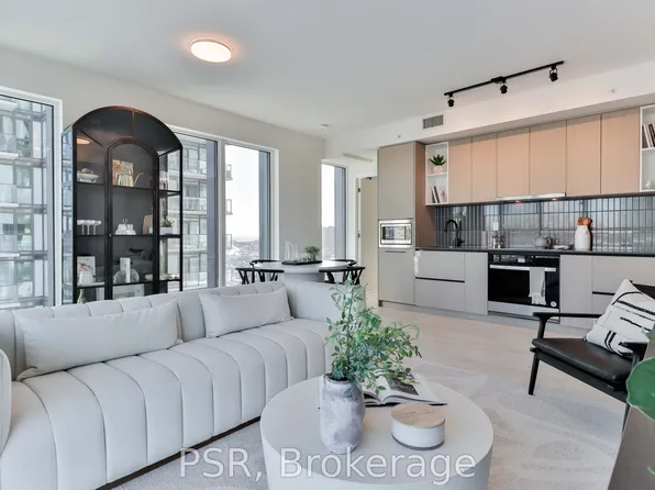 1285 Dupont St #1510, Toronto, ON M6H 0E3