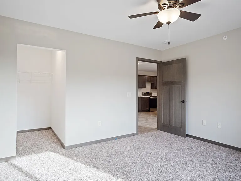 786 Peregrine Cir — Photo 23