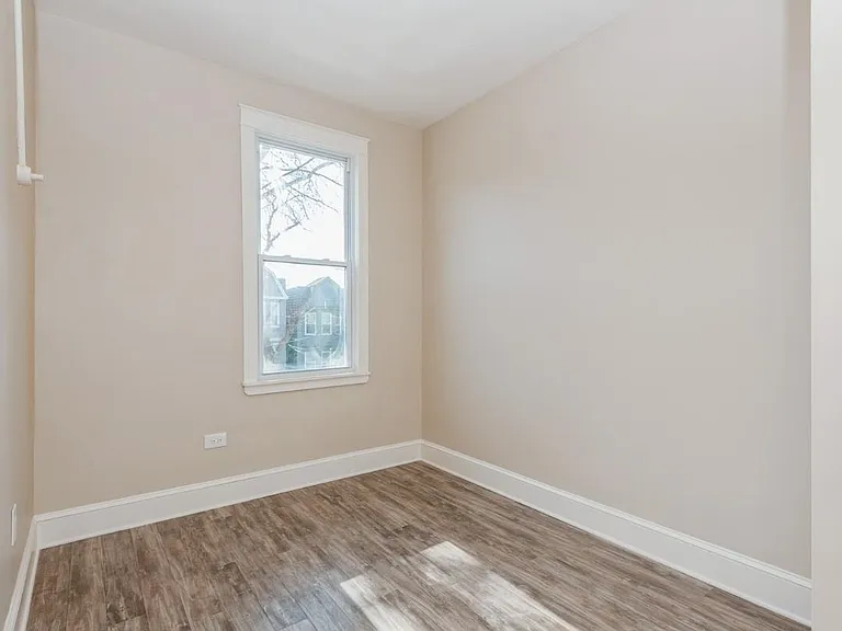 302 Union St #2 — Photo 14