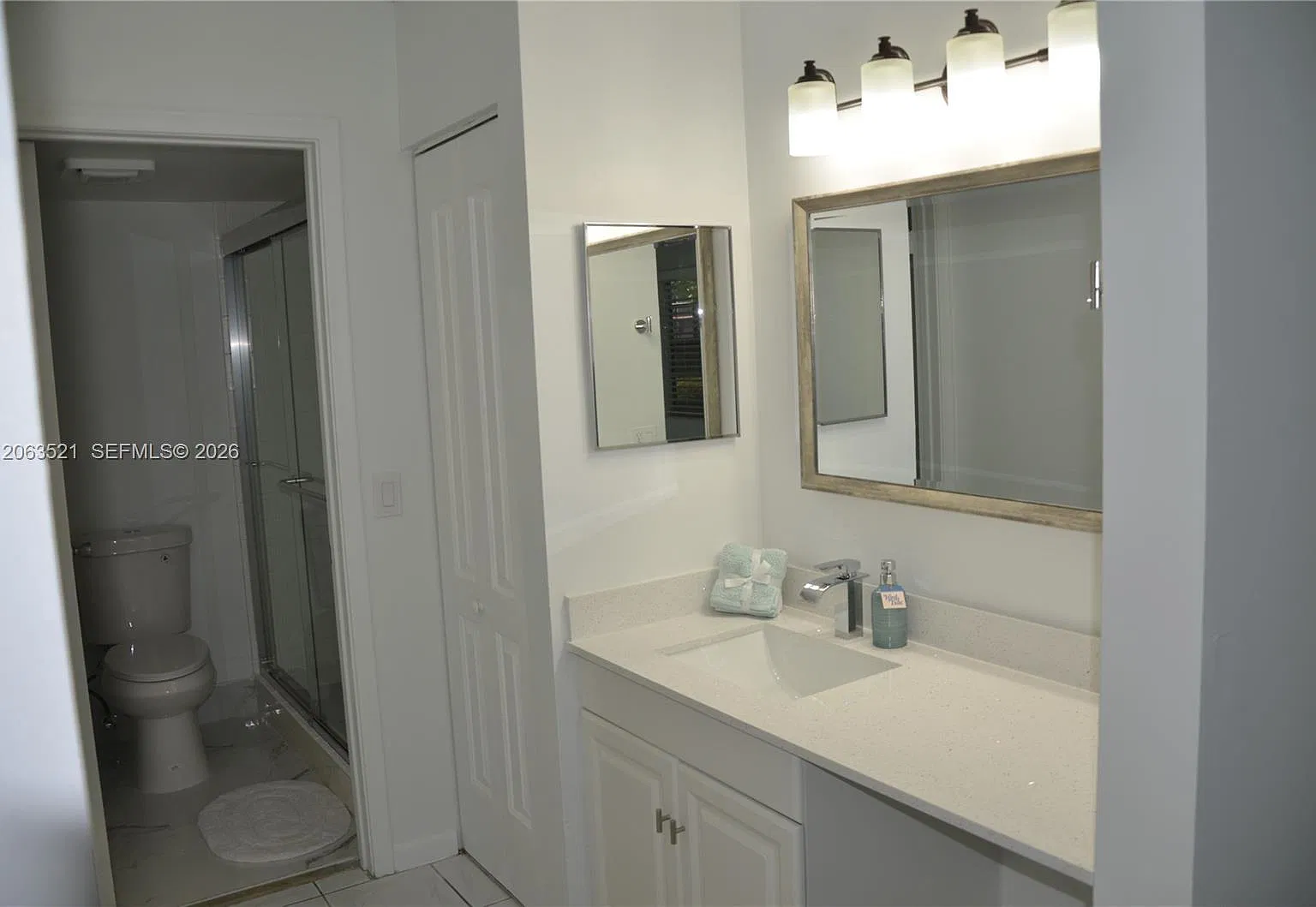 1351 SW 125th Ave — Photo 3