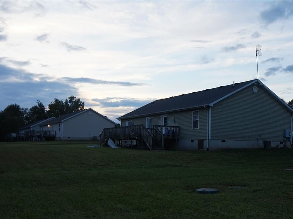 2nd image of 8141 Us Highway 150 E
