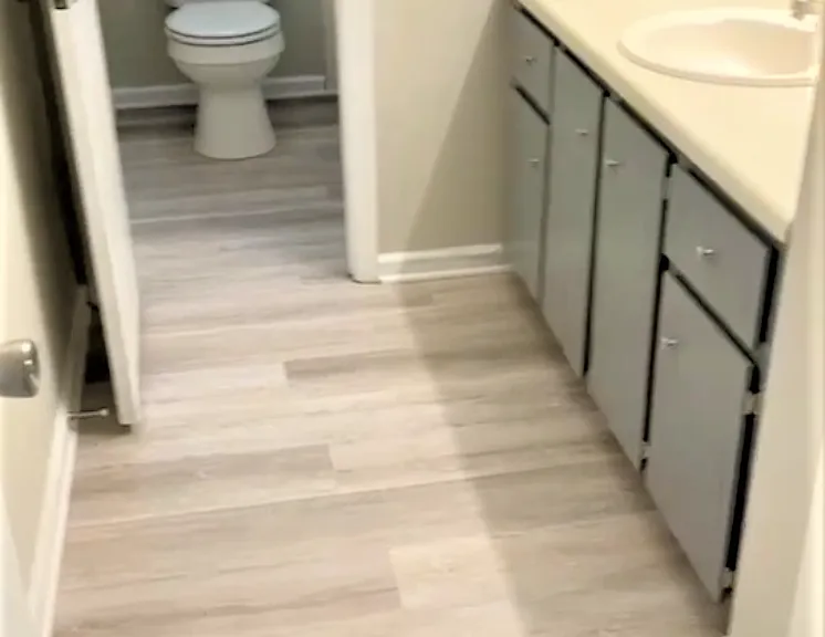105 Maid Marian Ct — Photo 15