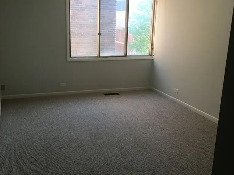 800 Oak St — Photo 5