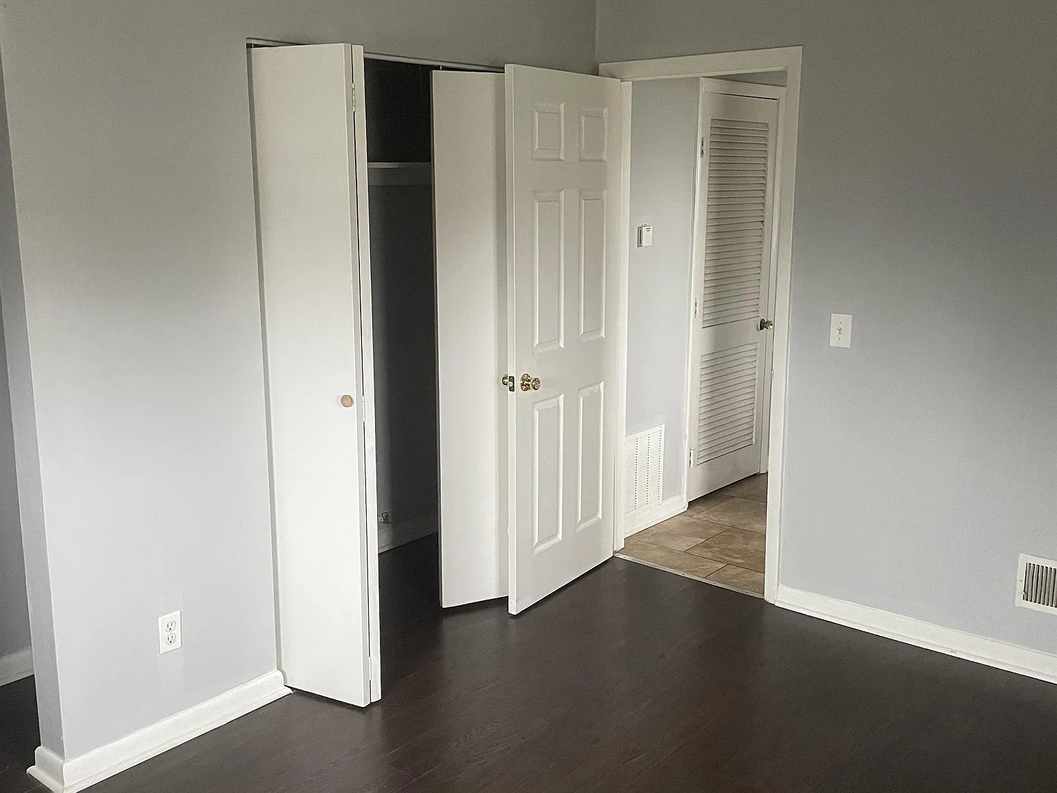 1303 Chardon Court - C — Photo 4