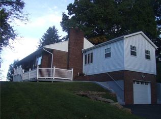 2511 Woodbine Rd, Aliquippa, PA 15001