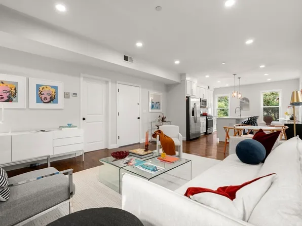 4 Wyoming St #2, Dorchester, MA 02121