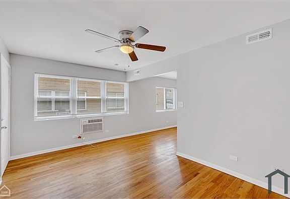 2nd image of 1842 S Fairfield Ave APT 1W