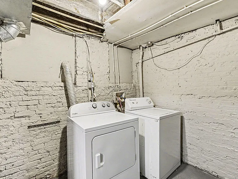 Reisterstown Rd — Photo 8