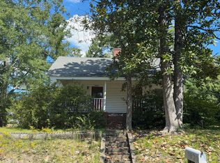 1820 Pine Creek Ave, Camden, SC 29020