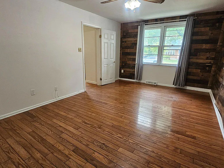 328 Rees Dr — Photo 21
