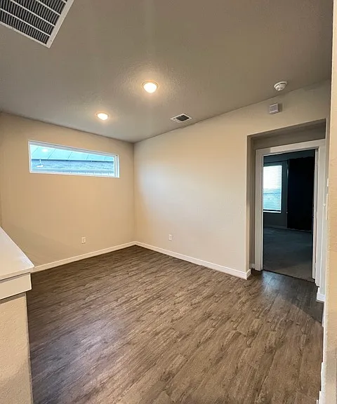 14811 Maverick Ave — Photo 12