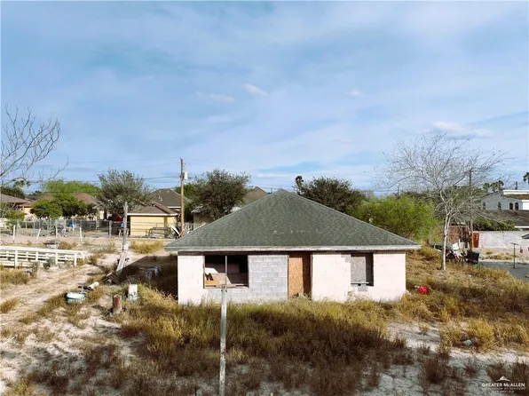 213 Guadalupe Flores Rd, Sullivan City, TX 78595