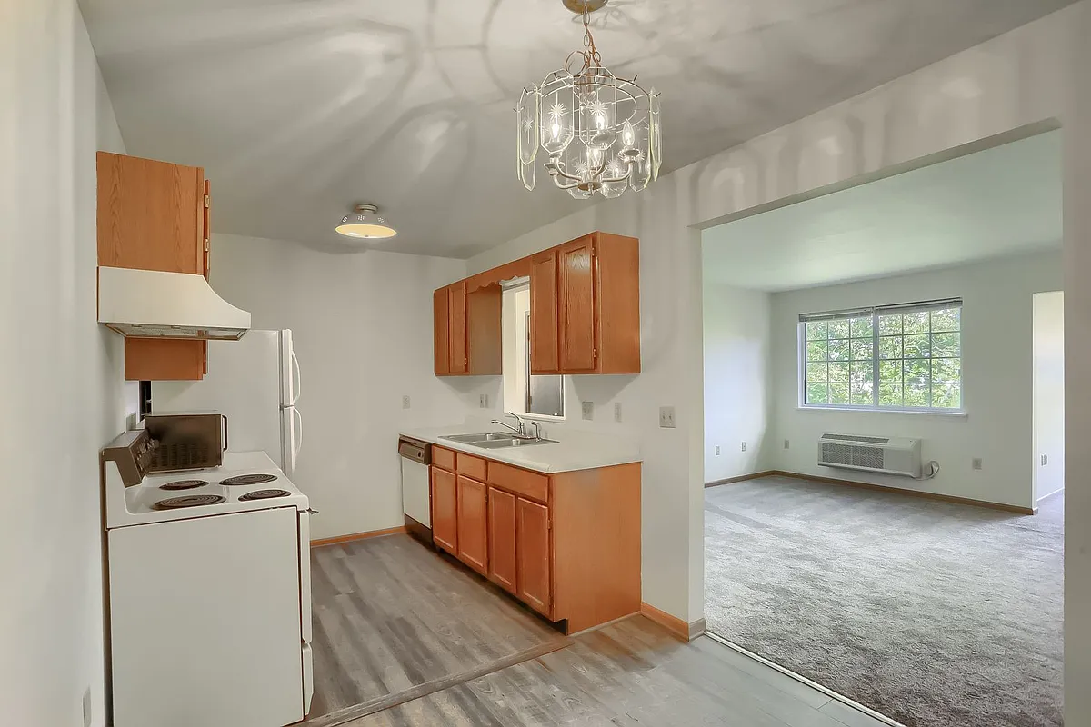 Building Photo - Kittery Ridge